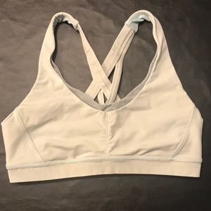 Lululemon stash n’ run sports bra